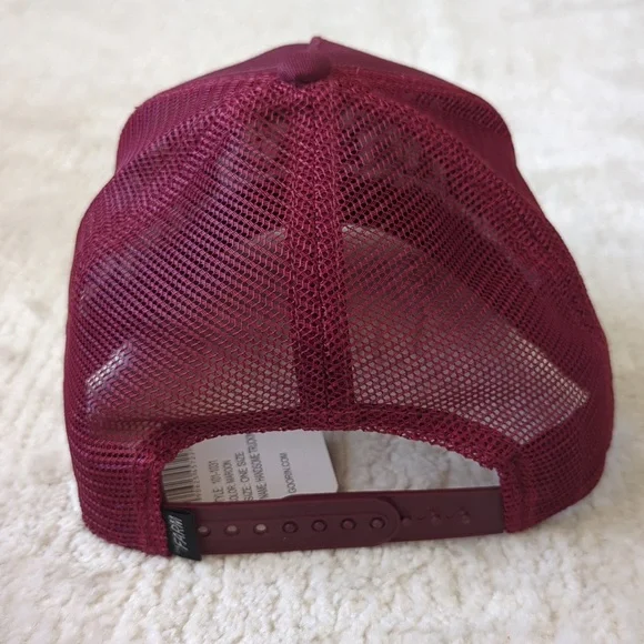 Goorin Bros Handsome Cardinal Animal Farm Snapback Trucker Hat - Picture 4 of 6